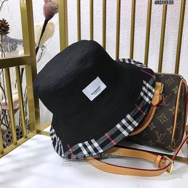 Burberry男女同款帽子 巴寶莉格子漁夫帽遮陽帽  mm1055
